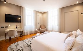 Avenida Boutique 4*